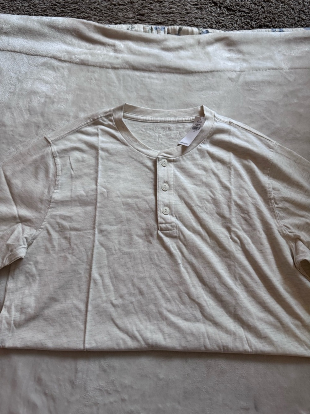 Old Navy Cream Short-Sleeve Henley Shirt